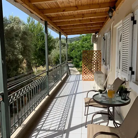 Olive Tree Apartments Lefkada City Room photo