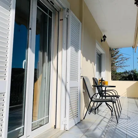 Olive Tree Apartments Lefkada City Room photo